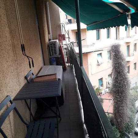 Affittocamera In Casa Condivisa Apartment Genoa